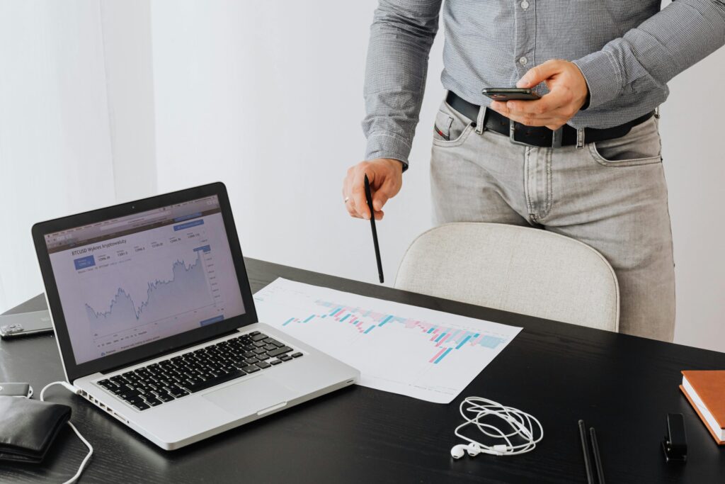 Crypto Market Analysis: Tools and Techniques on Canada Prop Trader